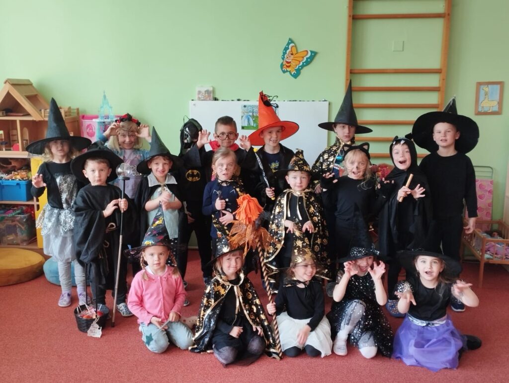 Čarodějnický rej 🧙🦇🦉🕷️🕸️